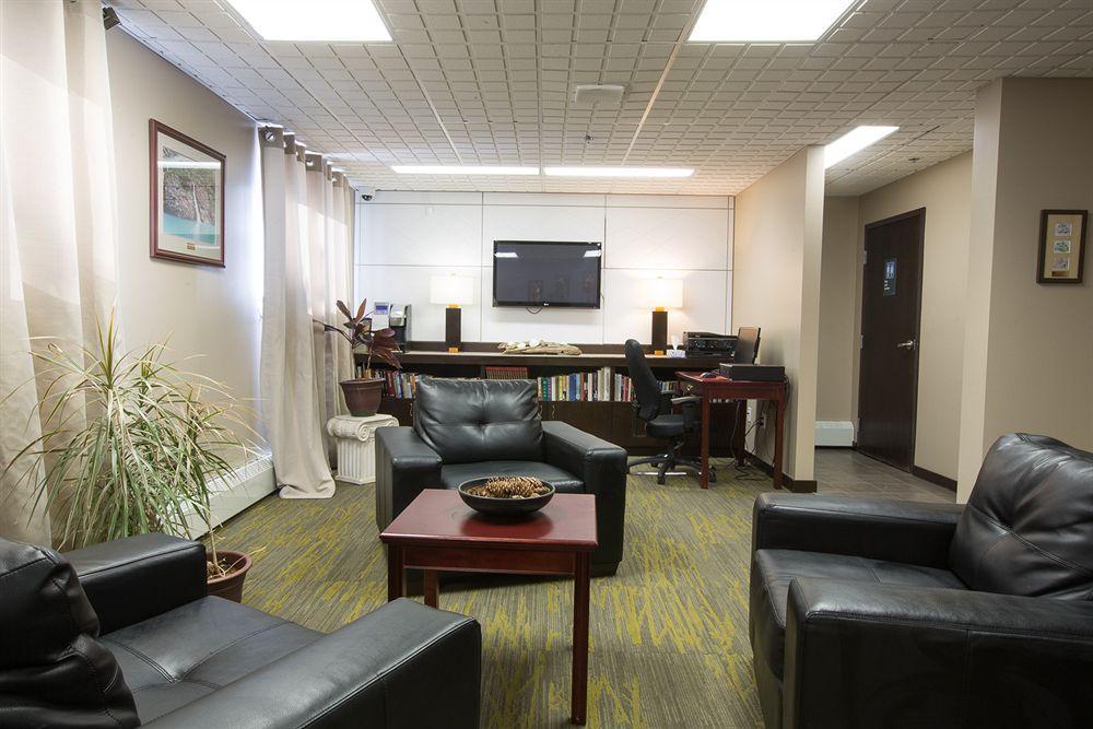 Capital Suites Yellowknife Eksteriør billede
