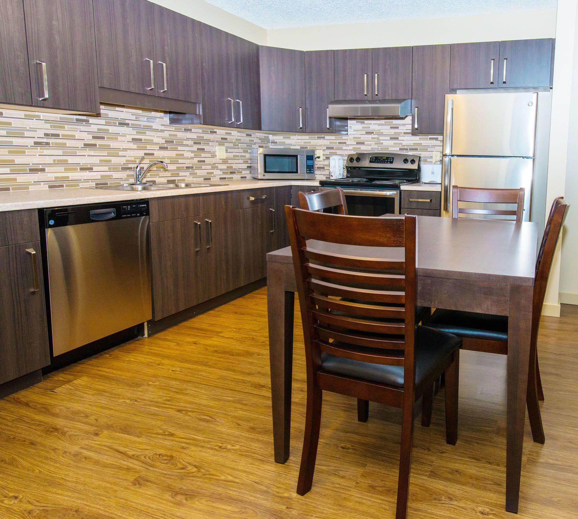 Capital Suites Yellowknife Eksteriør billede