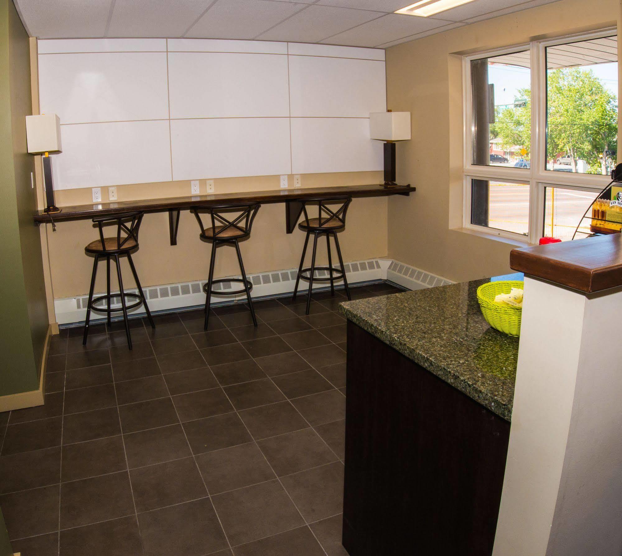 Capital Suites Yellowknife Eksteriør billede