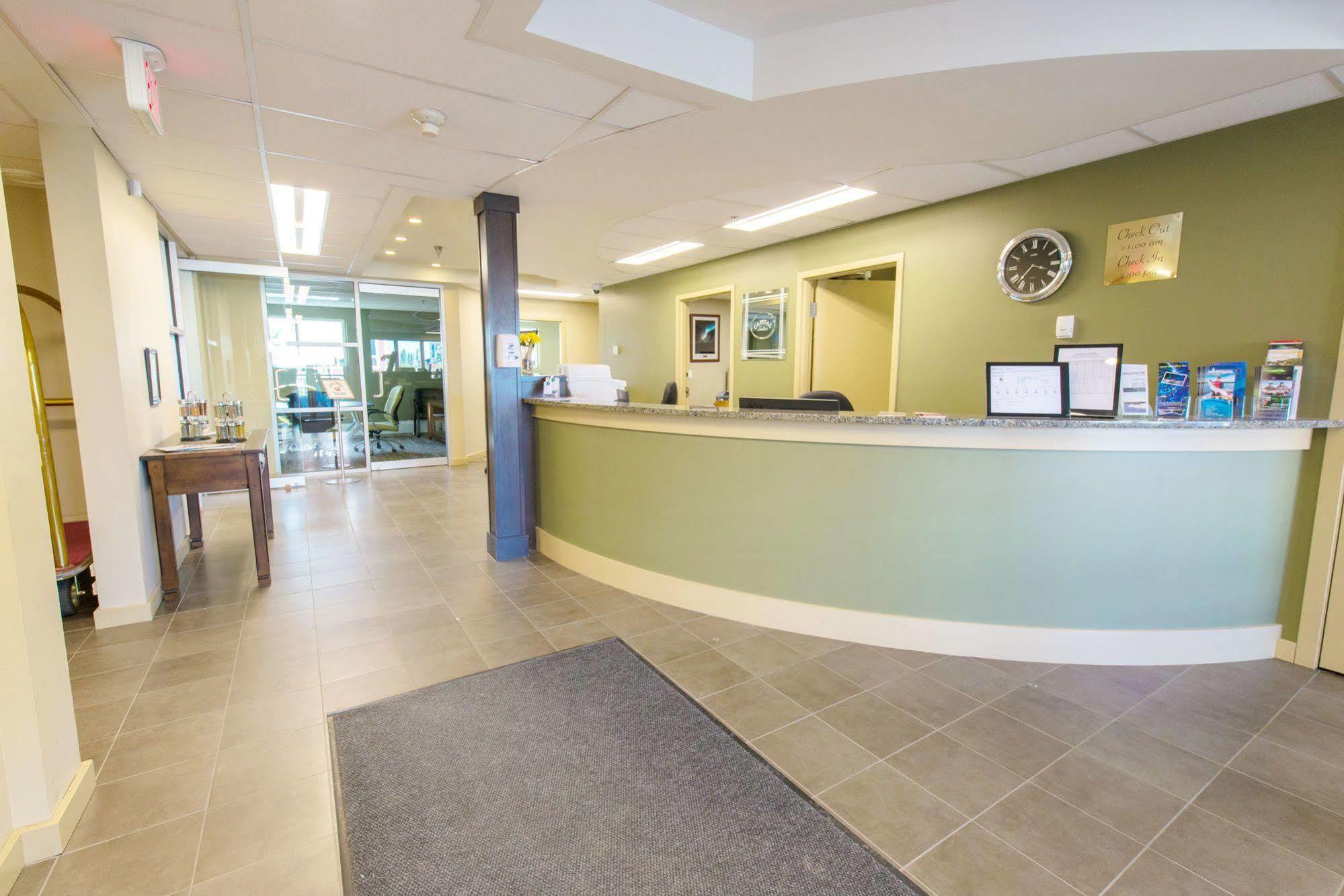 Capital Suites Yellowknife Eksteriør billede