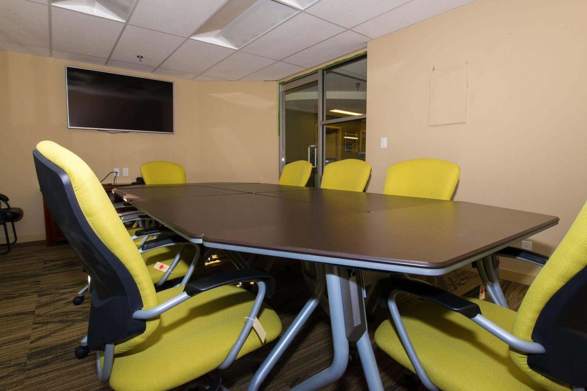Capital Suites Yellowknife Eksteriør billede