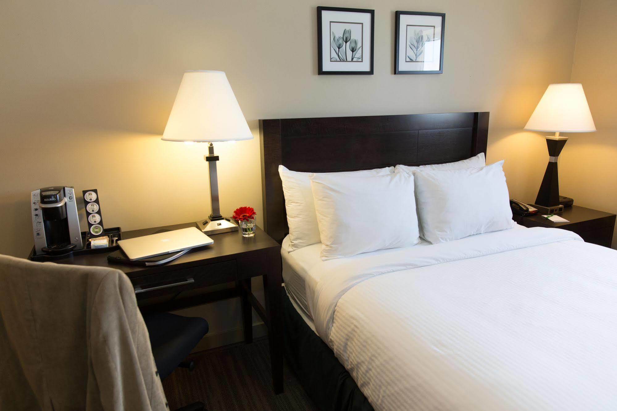 Capital Suites Yellowknife Eksteriør billede